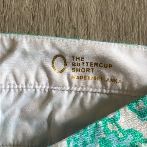 Lilly Pulitzer Buttercup Scalloped Shorts - Picture 6 of 7